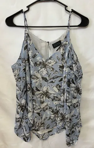 ASTR Blue Multicolor Floral Print Cold Shoulders‎ Bohemian Blouse Size Medium thumbnail 1