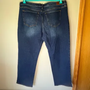 NWT! Hollister Dark Wash Low-Rise Dad Jean Outer Ankle Slit Size 19R W34 L31 thumbnail 2