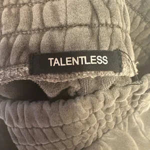 Talentless Charcoal Quilted sweat shorts thumbnail 4