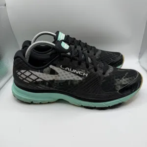 Brooks Women's Launch 3 Black/White/Ice Green Running Sneaker 10 B (M) thumbnail 2
