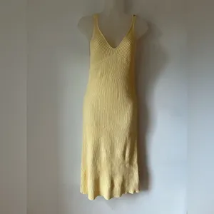 Lulus Yellow Ribbed Knit Midi Sweater Dress XS NWT thumbnail 3