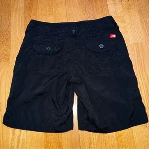 The North Face Women's T150 T550 Cargo Hiking Shorts Outdoor Gorp Black 6 Long thumbnail 2