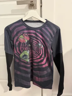 Black graphic shirt Purple thumbnail 2