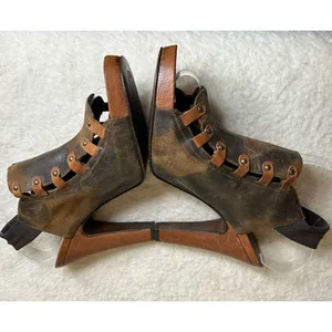 Donald J Pliner Heels Womens 10 Saddle Vishad Open Toe Distressed Leather‎ thumbnail 4