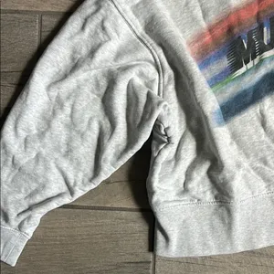 Gray Retro Graphic Sweatshirt with Ribbed Cuffs thumbnail 3