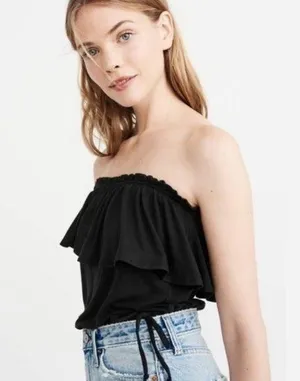 Abercrombie Women's Black Crop-top thumbnail 1