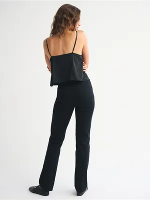 Abercrombie & Fitch Ultra High Rise 90s Straight Jean in No Fade Black Size 30 thumbnail 5