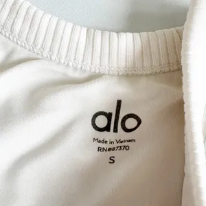 Alo Yoga Womens Ribbed Wellness Bra Minimalist Athleisure Sporty White Size S thumbnail 3