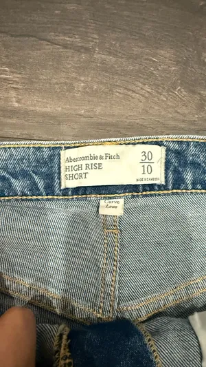 Abercrombie High-Rise Shorts Curve Love thumbnail 2
