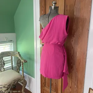 NWT Showpo Niana Hot Pink One Shoulder Draped Ruffle Mini Dress Sz 4 💛🎀 thumbnail 8