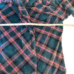 Victoria's Secret Cozy Short Plush Bath Robe Green Pink Plaid Medium/Large thumbnail 10