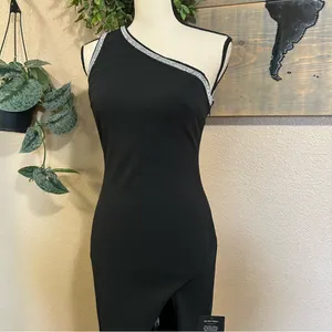 NWT Lulus Glamorous Muse Black Rhinestone One-Shoulder Maxi Dress thumbnail 4