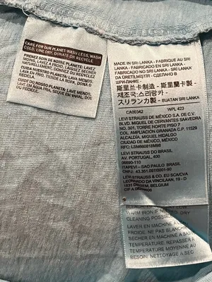 Levi's Women's Short Sleeve Light Blue Tee Shirt - Size Small thumbnail 3