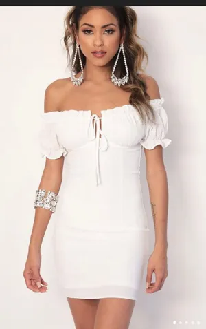 Mallory Puff Sleeve Dress In White Pinstripes thumbnail 1
