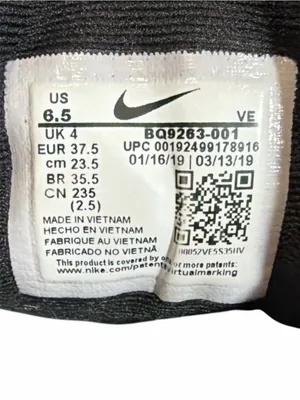 Nike Downshifted 9 SE in Floral Athletic Shoes thumbnail 2