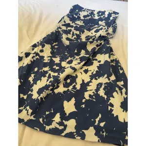 Abercrombie & Fitch Navy Cream Floral Fit & Flare Dress Sleeveless Ruched Waist thumbnail 7