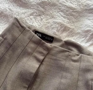 ZARA High-Rise Trousers Straight Leg thumbnail 2
