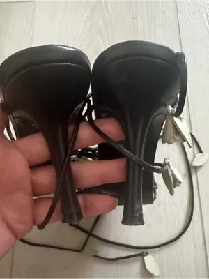 NYLA strappy tie up sandals Black Size 8 thumbnail 6