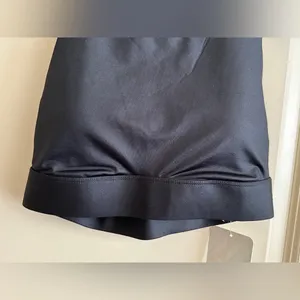 Fabletics NWT Black Workout Cropped Padded Tank Women's Sz Small thumbnail 4