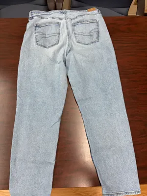 American Eagle Stretch Mom Jean Denim Jeans Size 14 thumbnail 4