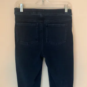 Spanx Jean-ish® Ankle Leggings thumbnail 7