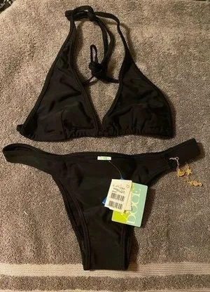 𝅺BIKINI 2 pc set Size L thumbnail 1