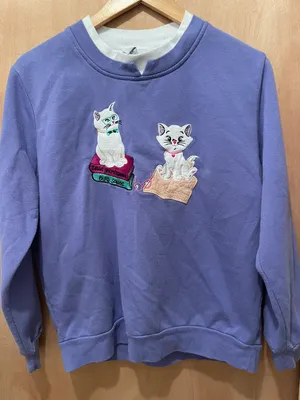 Bon Worth Women's size medium Purple Cat Book Theme Sweat Shirt thumbnail 2