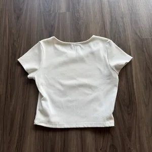 Princess Polly Crop Top thumbnail 4
