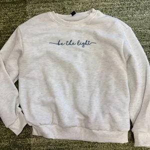 SHEIN crewneck sweatshirt thumbnail 1