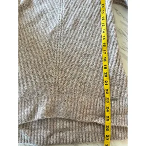 Abercrombie & Fitch Womens XS Marled Pink Oatmeal Ribbed V-Neck Sweater Pullover thumbnail 5