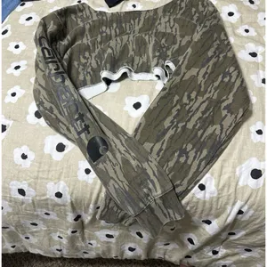 Carhartt camo cropped sweater thumbnail 4