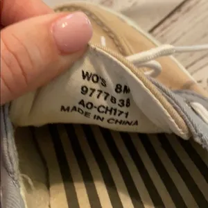 MOVING SALE!! Women’s sperry boat shoes! thumbnail 5