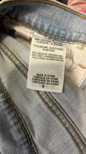 Levi’s Jean Shorts thumbnail 5