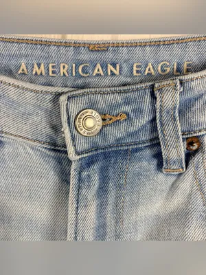 AMERICAN EAGLE High Rise Distressed Mom Straight Jeans, Size 6, Light Wash thumbnail 5
