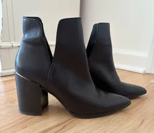 Steve Madden Black Leather Booties thumbnail 1