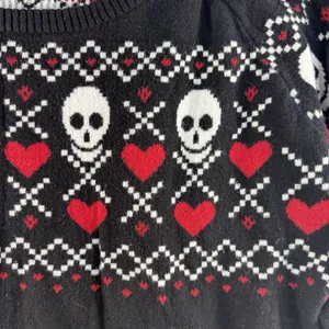 Torrid Plus 2 2X Sweater Skulls Heart Scoop Neck Whimsigoth Grunge Punk Emo Knit thumbnail 4