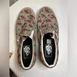 Vans Glen Plaid Slip On Sneakers Embroidered Flowers Sz 7 Skate Boho Floral thumbnail 6