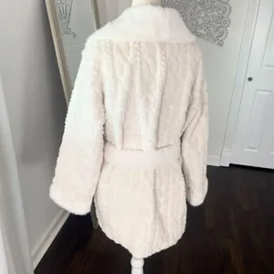 Source Unknown Elegant Old Money Mobwife Ivory White Faux Fur Belted Coat Jacket Size L thumbnail 5
