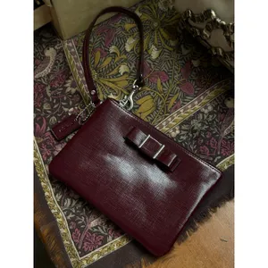 Coach Wristlet Patent Leather F52137 Maroon Burgundy Bow Small Handbag Sherry thumbnail 2