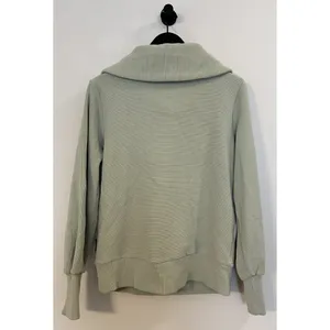 VARLEY Vine Ottoman Half Zip Pullover in Desert Sage Size X-Small thumbnail 9
