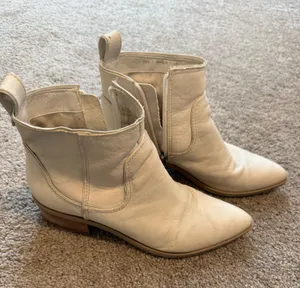 DV by Dolce Vita white booties thumbnail 1