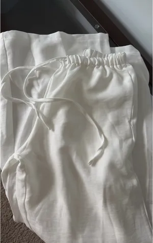 Musera White Flowy Pants thumbnail 4