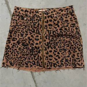 Free People Zip It Up‎ Animal Printed Mini Skirt Size 26 Black Brown thumbnail 6