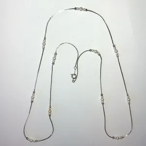 Vintage Silver Tone & Faux Pearl Beaded Dainty Necklace thumbnail 4