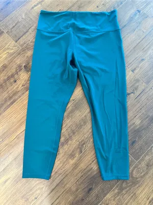 Athleta green Capri Leggings thumbnail 1