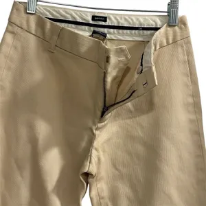 Gap Women's Cropped‎ Pants Size 6 Beige Straight Leg Casual thumbnail 2
