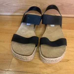 Steve Madden Jaklyn Espadrille Platform Sandals in Black - Size 9 thumbnail 3