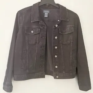 ARIZONA Women’s Black Distressed Button-up Denim Jean Jacket thumbnail 1