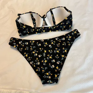 Shade & Shore Yellowish gold Floral Black 2 Piece Bikini 36C Large Bottoms thumbnail 6