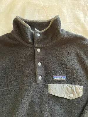 Patagonia Synchilla Black Pullover thumbnail 3